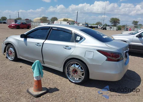 2015 Nissan Altima 2.5/2.5 S/2.5 Sl/2.5 Sv from USA, damaged, VIN 1N4AL3AP2FN322990